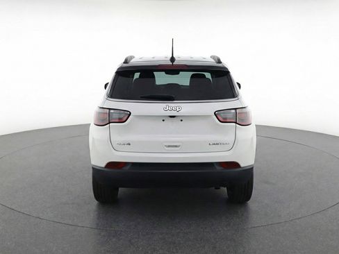 Used 2025 Jeep Compass Trailhawk AWD/4WD image 6
