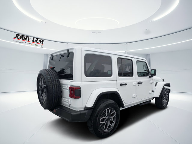 Certified 2026 Jeep Wrangler Unlimited Sahara AWD/4WD image 3