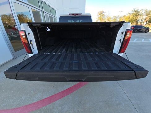 Used 2024 GMC Sierra 2500 Denali w/ Denali Reserve Package image 34