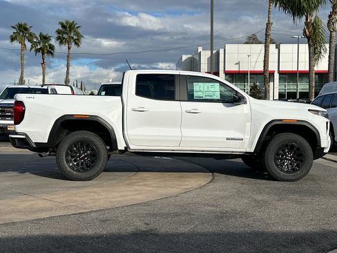 New 2026 GMC Canyon Elevation image 3