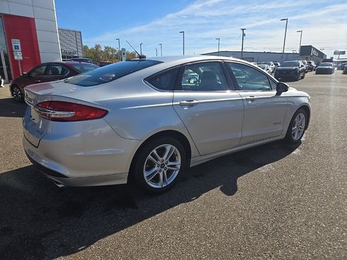 Used 2018 Ford Fusion S image 8
