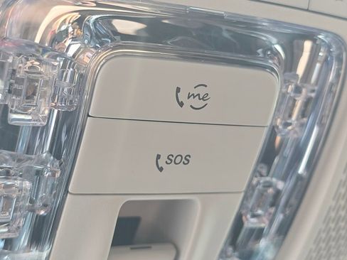 New 2026 Mercedes-Benz GLS 450 4MATIC image 8