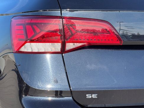 Used 2024 Volkswagen Taos SE image 12