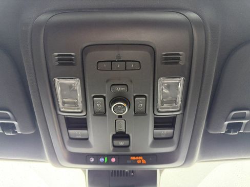 Used 2023 Chevrolet Tahoe High Country image 26