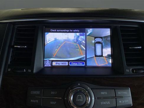 Used 2017 Nissan Armada Platinum image 11