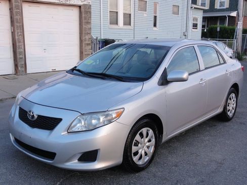 Used 2010 Toyota Corolla LE FWD image 31