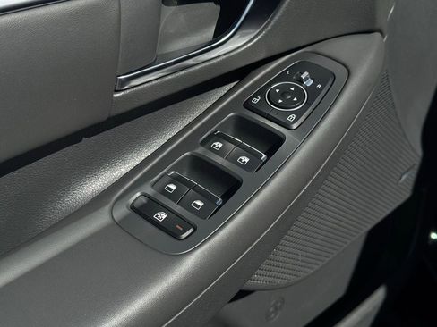 Used 2023 Hyundai Sonata SEL Plus w/ Preferred Accessory Package image 10