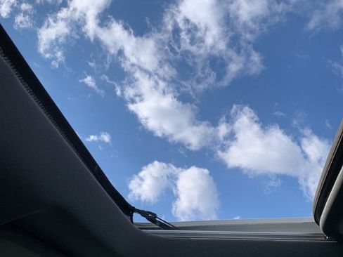 Used 2019 GMC Sierra 1500 SLT w/ SLT Premium Plus Package image 13