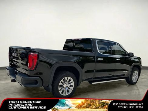 Used 2023 GMC Sierra 1500 Denali w/ Technology Package AWD/4WD image 11