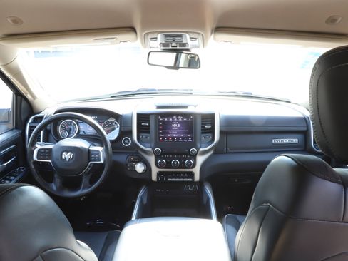 Used 2019 RAM 2500 Laramie AWD/4WD image 13