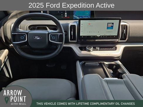 Used 2025 Ford Expedition Active RWD image 20