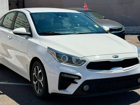Used 2020 Kia Forte LXS FWD image 5