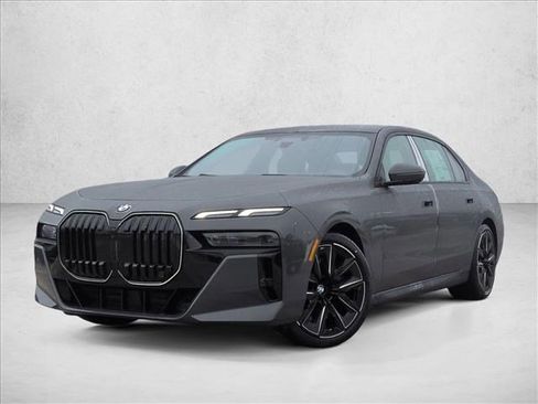 New 2026 BMW 740i xDrive image 1