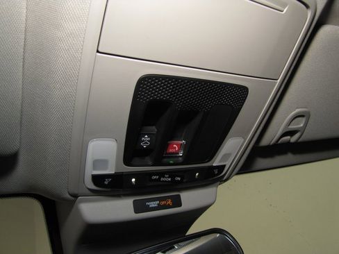 Certified 2024 Honda Accord EX image 8