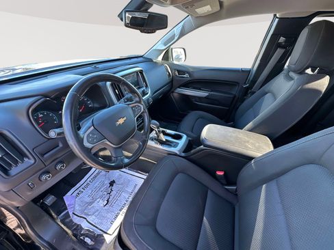 Used 2022 Chevrolet Colorado LT w/ LT Convenience Package image 22