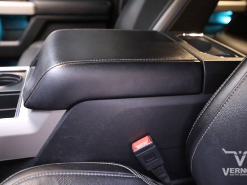 Used 2019 Ford F250 Lariat w/ Lariat Ultimate Package image 15