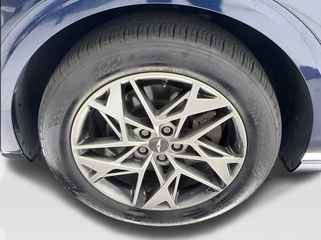 Used 2022 Genesis GV70 2.5T w/ Advanced Package AWD/4WD image 12