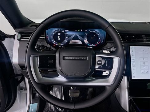 New 2025 Land Rover Range Rover SE image 12