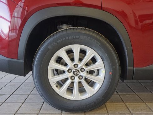 New 2026 Toyota Grand Highlander XLE image 33