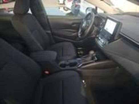 Used 2025 Toyota Corolla LE image 11