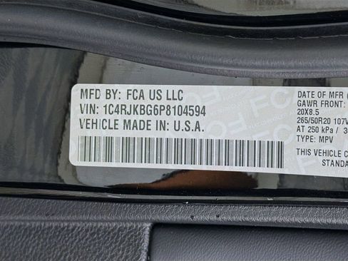 Used 2023 Jeep Grand Cherokee L Limited w/ Luxury Tech Group II image 35