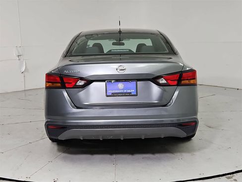 Used 2022 Nissan Altima 2.5 S image 5