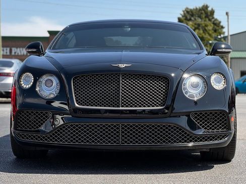 Used 2016 Bentley Continental GT image 12