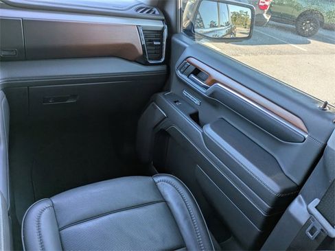 Used 2023 GMC Sierra 1500 Denali w/ Denali Reserve Package image 17