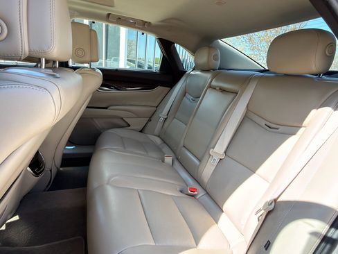 Used 2013 Cadillac XTS Premium image 20