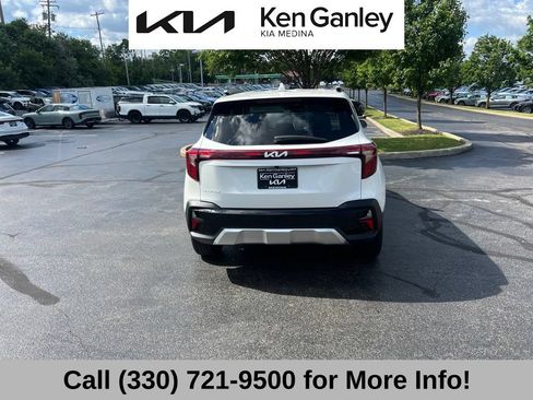 Certified 2024 Kia Seltos S FWD image 7