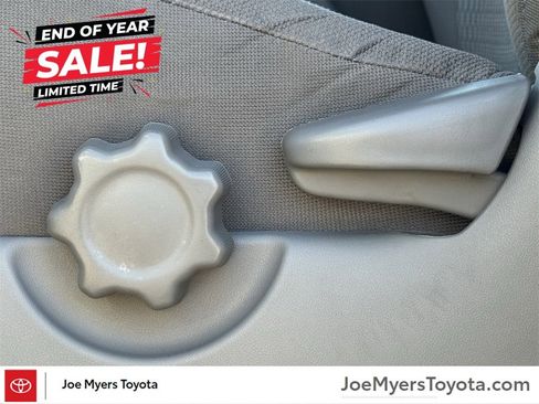 Used 2012 Toyota Tacoma PreRunner image 22