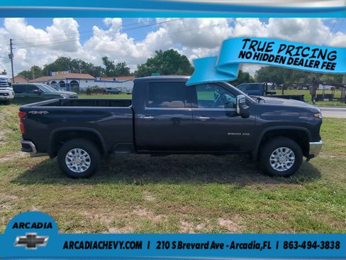 Used 2024 Chevrolet Silverado 2500 LTZ AWD/4WD image 3