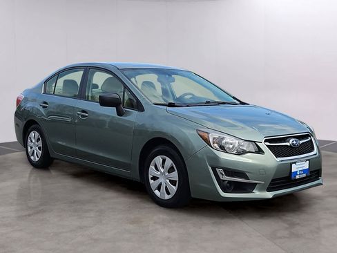 Used 2016 Subaru Impreza 2.0i AWD/4WD image 3