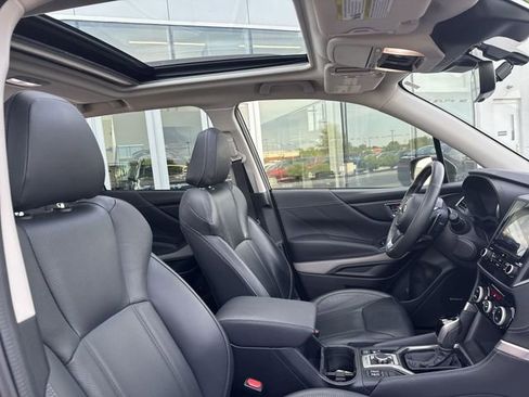 Certified 2023 Subaru Forester Limited AWD/4WD image 18