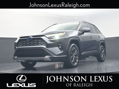 Used 2023 Toyota RAV4 Limited image 15