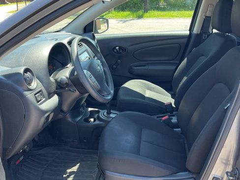 Used 2019 Nissan Versa S Plus FWD image 2