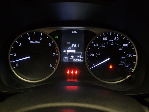 Used 2024 Nissan Versa S w/ S Plus Package FWD image 23