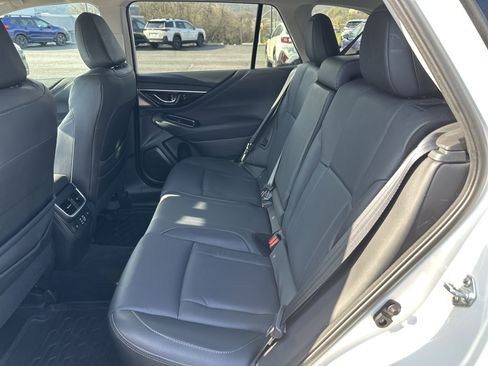Used 2024 Subaru Outback Limited image 13