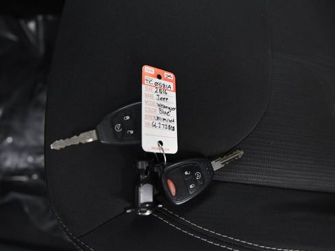 Used 2016 Jeep Wrangler Unlimited Sahara w/ Connectivity Group image 23