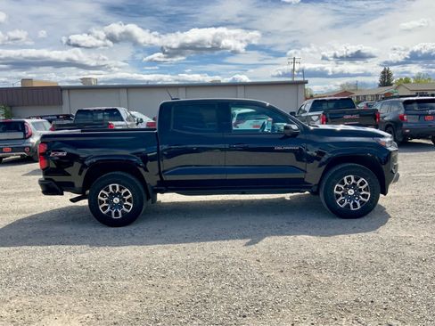 Used 2024 Chevrolet Colorado Z71 w/ Z71 Convenience Package 2 AWD/4WD image 6