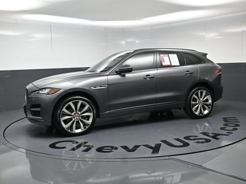 Used 2017 Jaguar F-PACE R-Sport AWD/4WD image 6