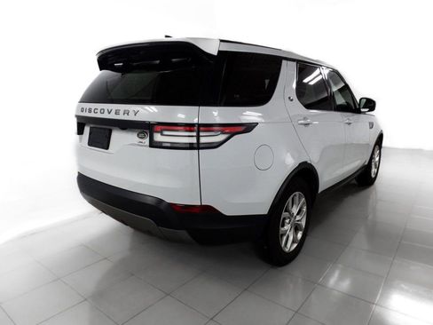 Used 2019 Land Rover Discovery SE image 6