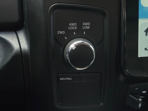 Used 2015 RAM 2500 Big Horn image 30