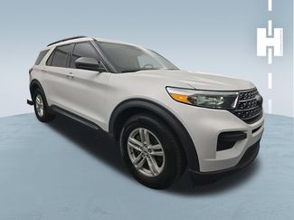 Used 2021 Ford Explorer XLT video 1