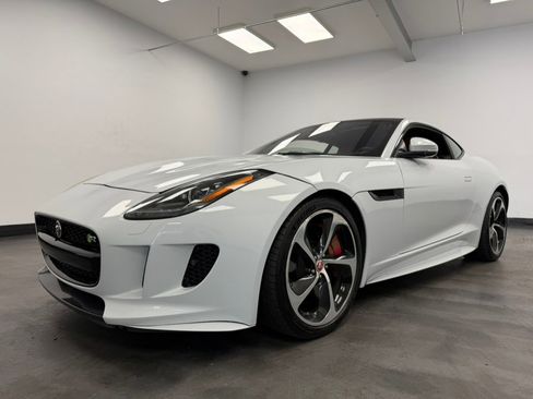 Used 2017 Jaguar F-TYPE R AWD/4WD image 6