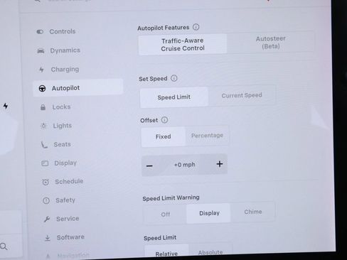 Used 2021 Tesla Model 3 Standard Range Plus image 18