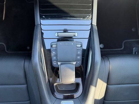Certified 2025 Mercedes-Benz GLE 450e 4MATIC image 19