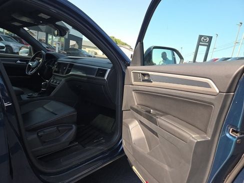 Used 2020 Volkswagen Atlas Cross Sport SE AWD/4WD image 14