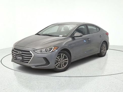 Used 2018 Hyundai Elantra SEL FWD image 1