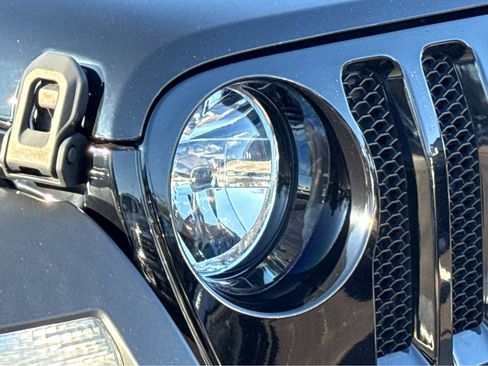 Certified 2022 Jeep Wrangler Unlimited Sport image 5